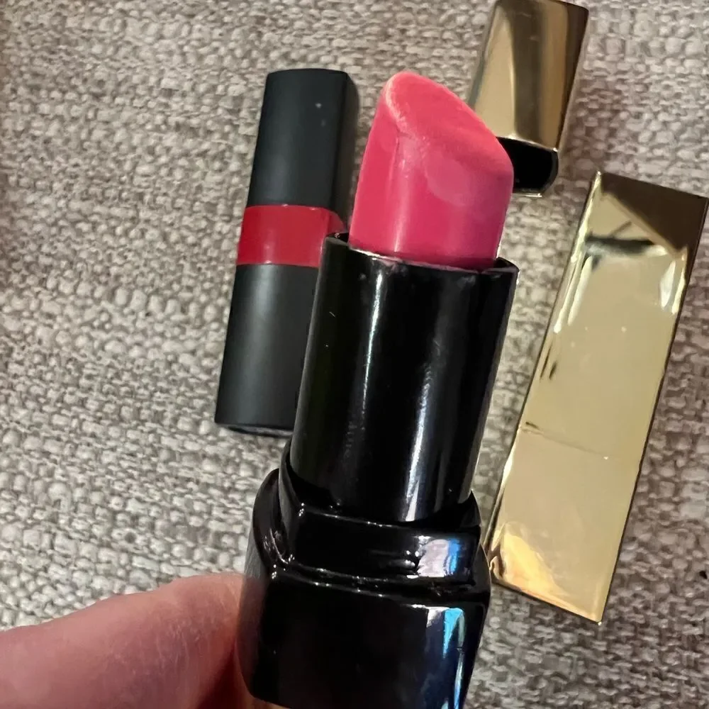 Bobbi Brown and Estée Lauder lipstick bundle full size